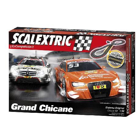 Scalextric store grand chicane